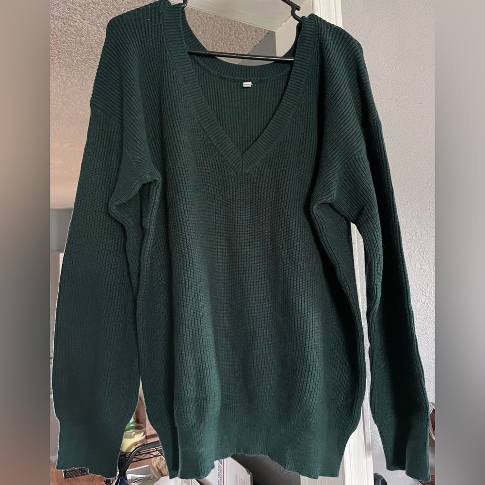 Sweater - Picture 4 of 8